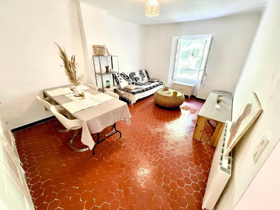 Bel Appartement A Villecroze Вилкроз Екстериор снимка